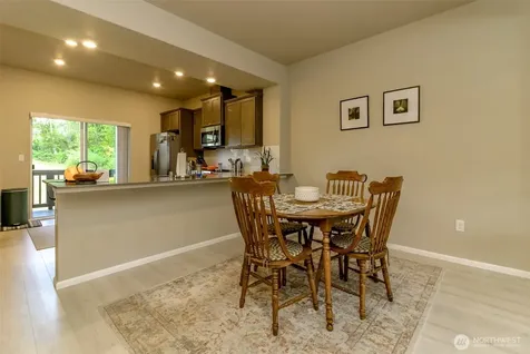 17531 110th Avenue E Puyallup WA 98374