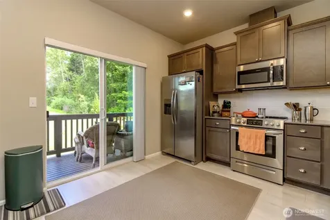 17531 110th Avenue E Puyallup WA 98374