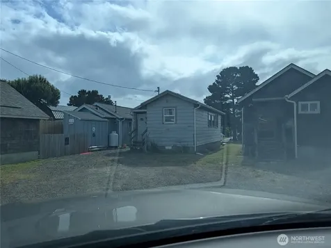 1004 Ocean Beach Boulevard S Long Beach WA 98631