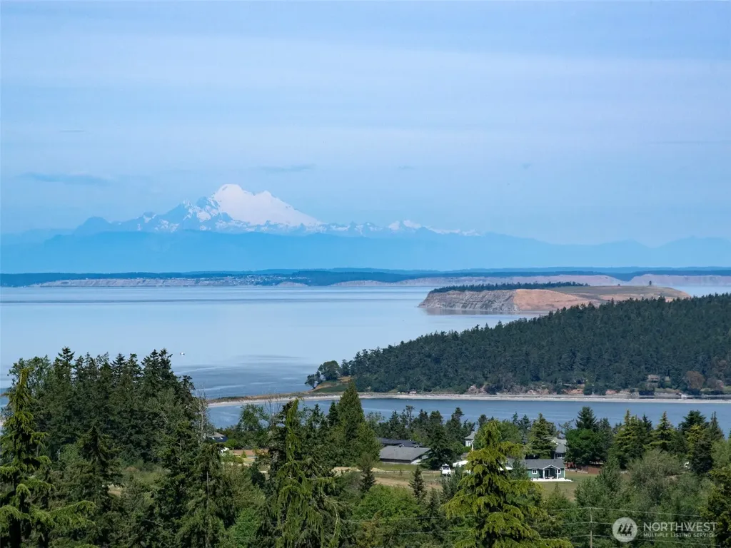 327 Clearview Lane Sequim WA 98382