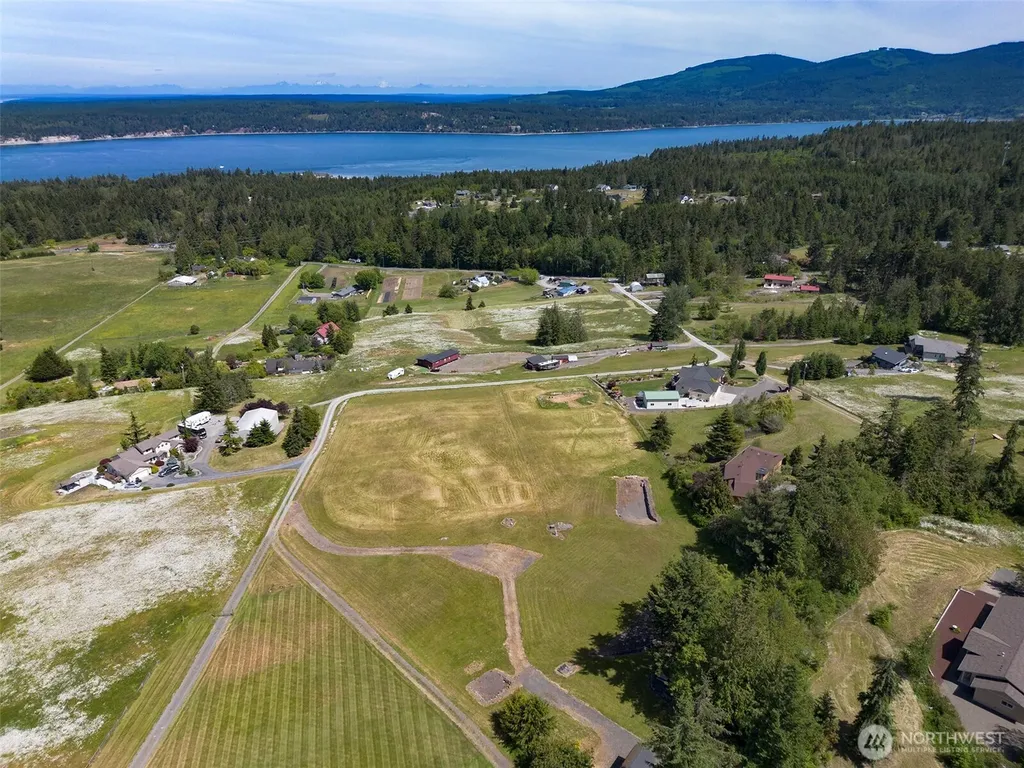 327 Clearview Lane Sequim WA 98382