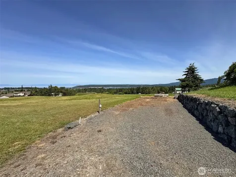 327 Clearview Lane Sequim WA 98382