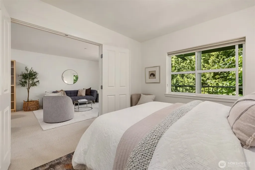 300 High School Road NE Bainbridge Island WA 98110