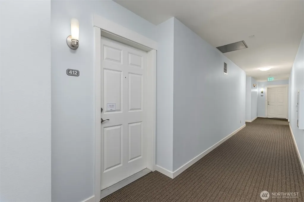 300 High School Road NE Bainbridge Island WA 98110