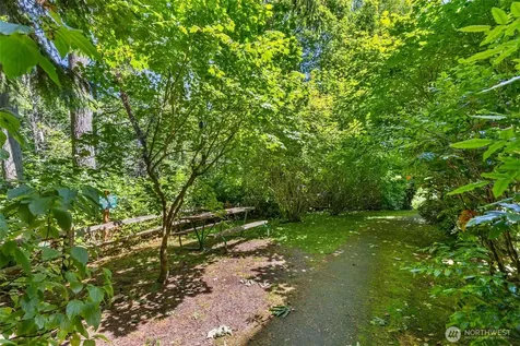 300 High School Road NE Bainbridge Island WA 98110
