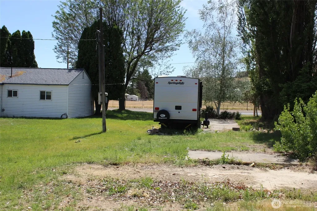 250 W May Avenue Washtucna WA 99371