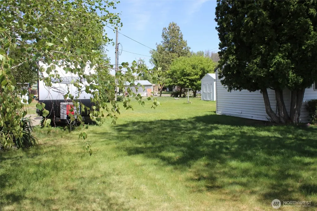 250 W May Avenue Washtucna WA 99371