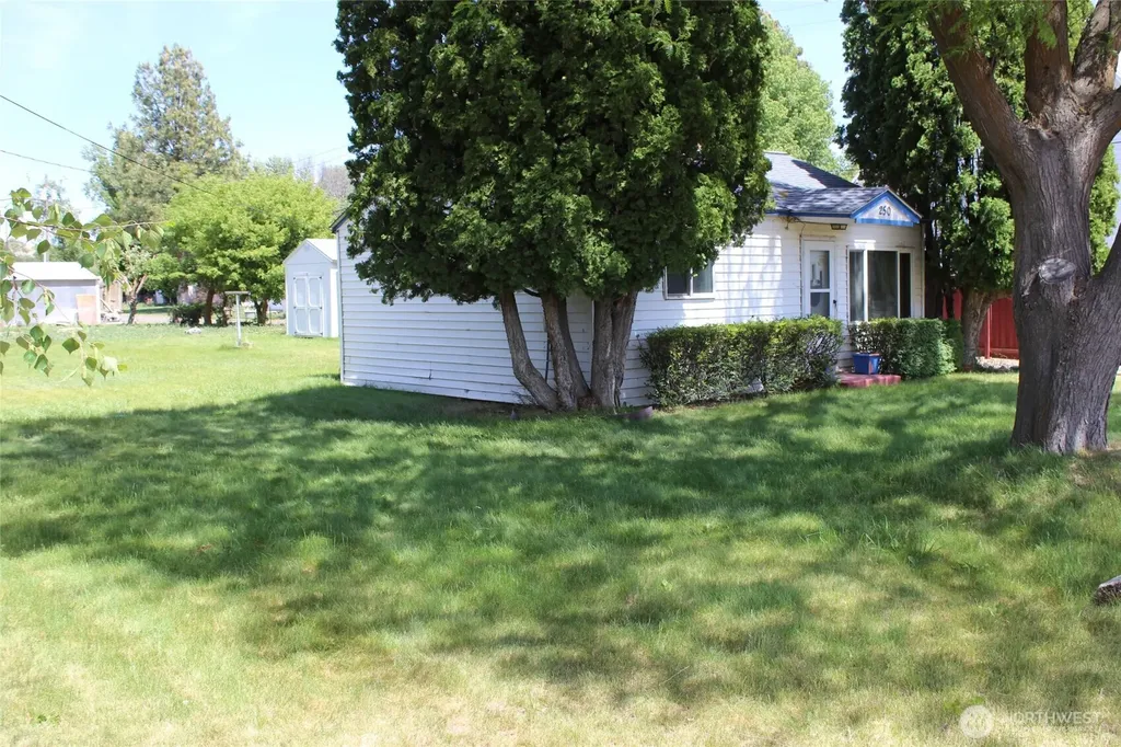 250 W May Avenue Washtucna WA 99371