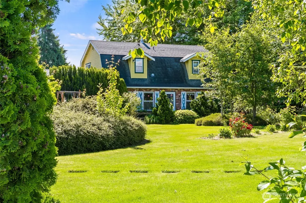 5458 Northwest Drive Bellingham WA 98226