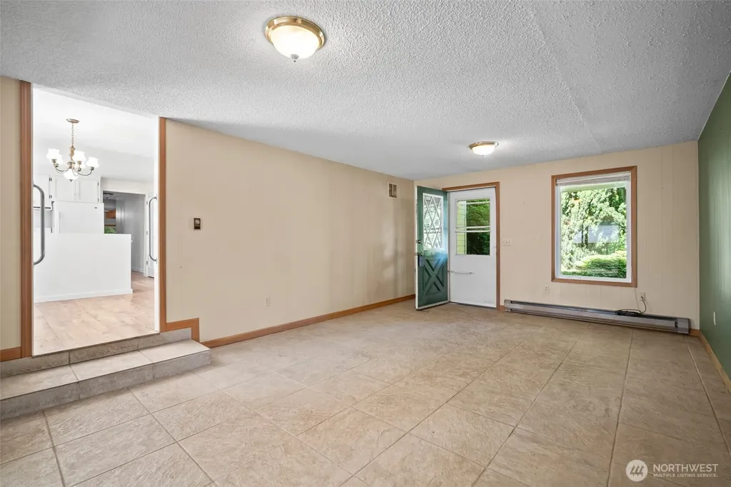 5458 Northwest Drive Bellingham WA 98226