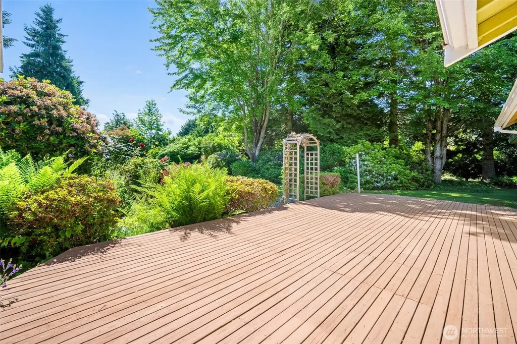 5458 Northwest Drive Bellingham WA 98226