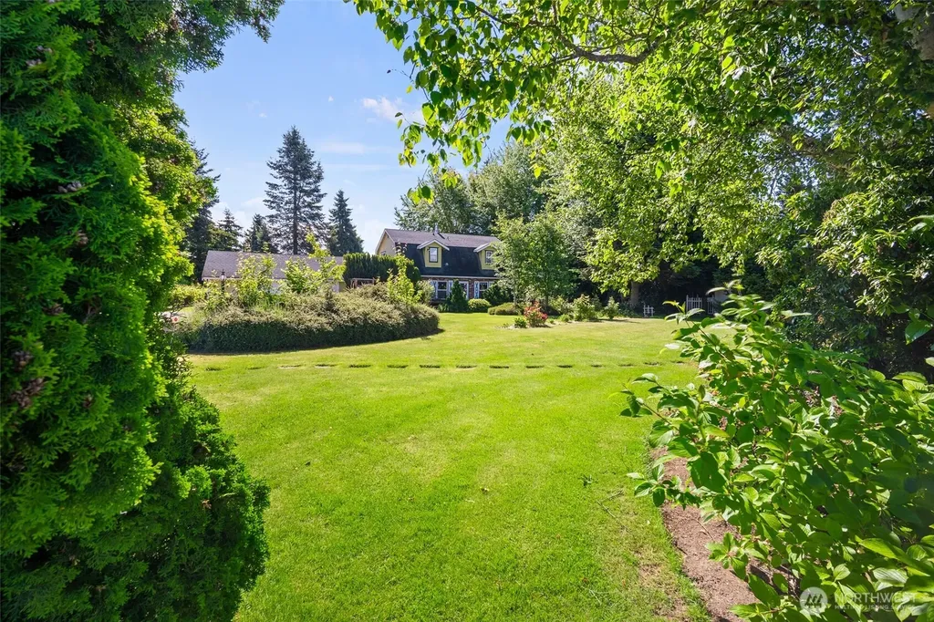 5458 Northwest Drive Bellingham WA 98226