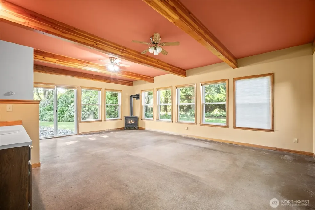 5458 Northwest Drive Bellingham WA 98226