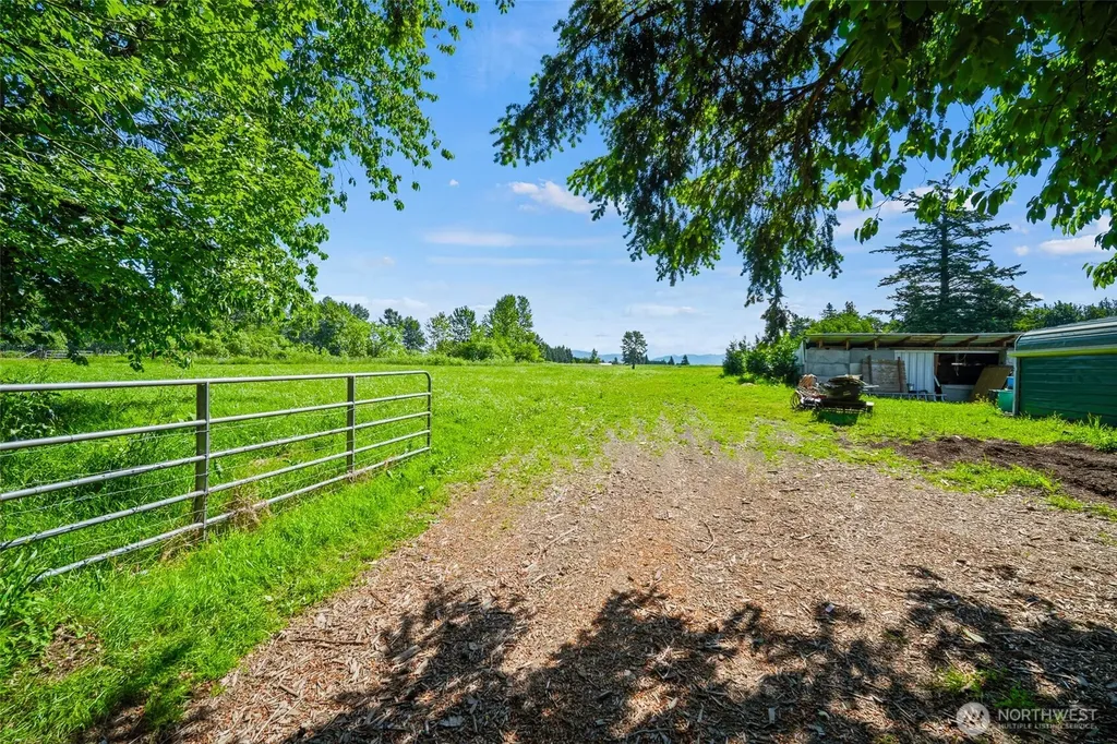 5458 Northwest Drive Bellingham WA 98226