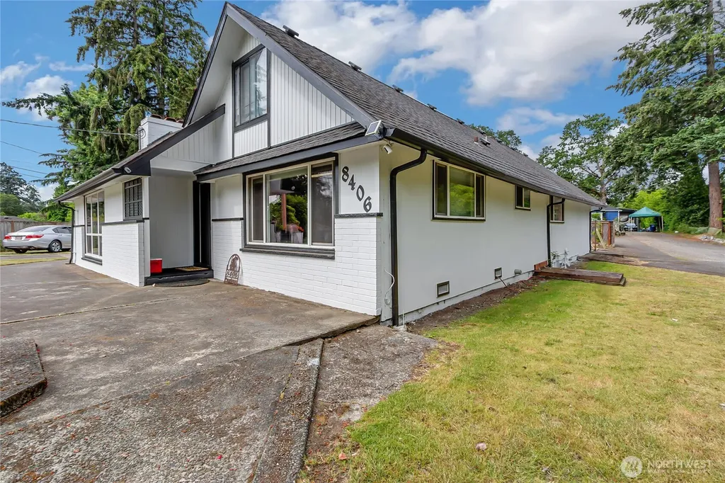 8406 Paine Street SW Lakewood WA 98499