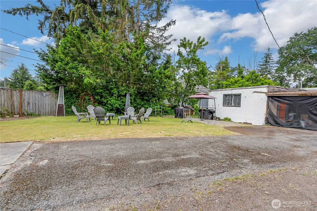 8406 Paine Street SW Lakewood WA 98499