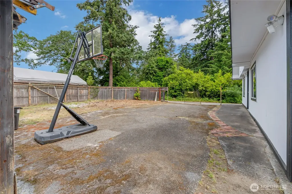 8406 Paine Street SW Lakewood WA 98499