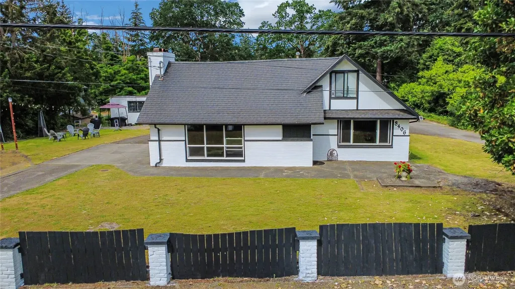 8406 Paine Street SW Lakewood WA 98499