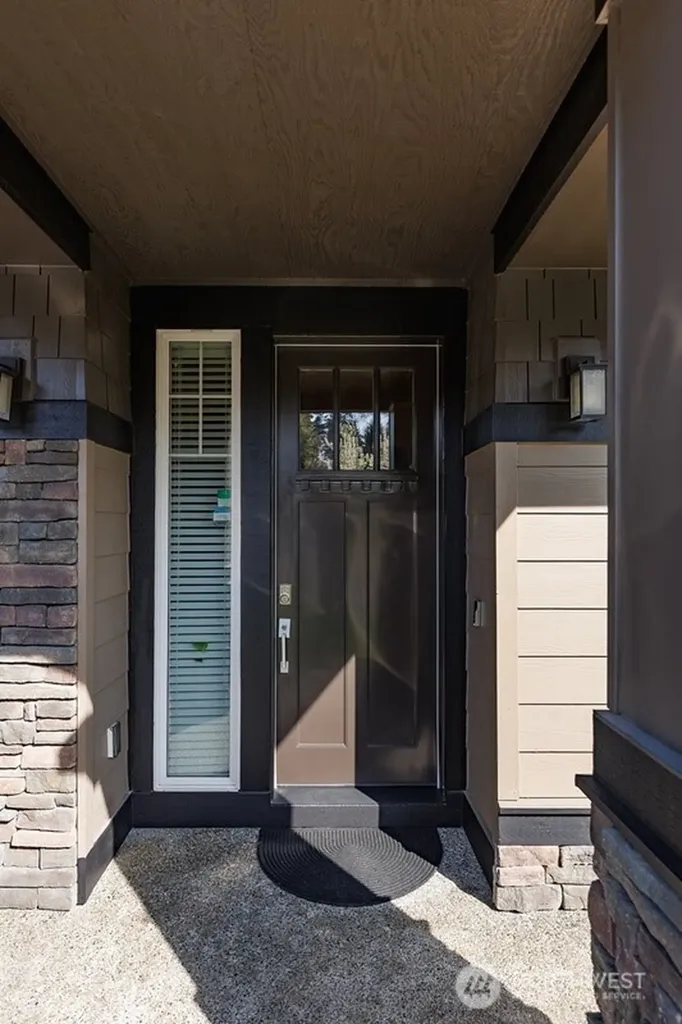 33852 56th Place S Auburn WA 98001