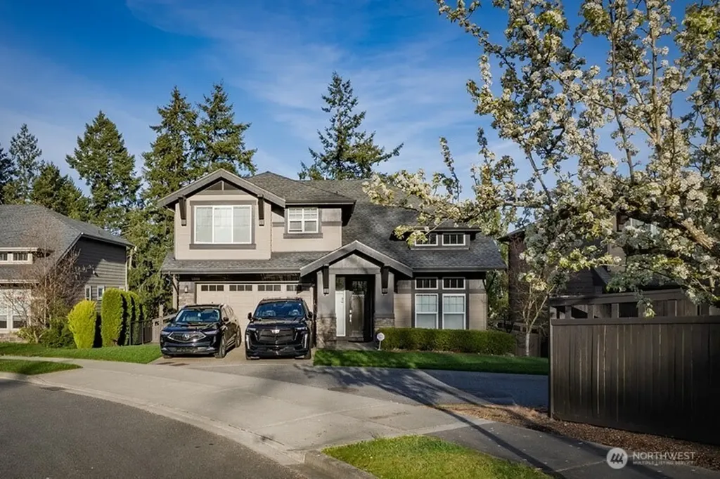 33852 56th Place S Auburn WA 98001