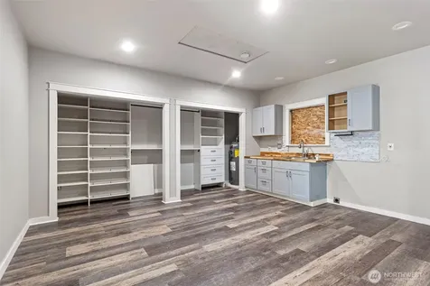 1931 200th St NE Arlington WA 98223