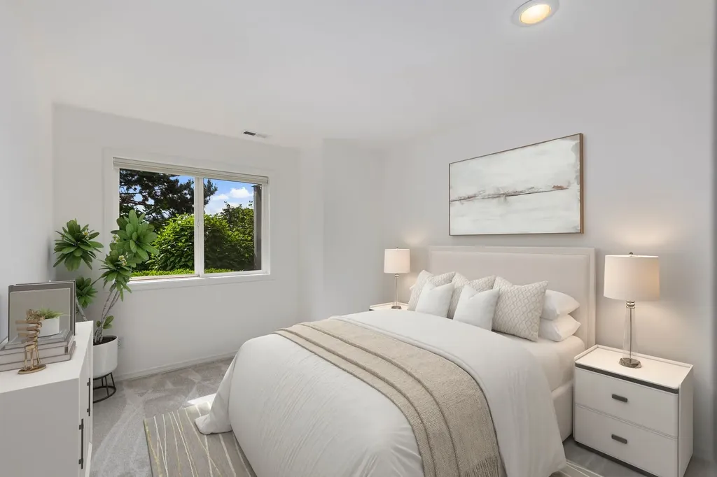 1642 204th Avenue NE Sammamish WA 98074