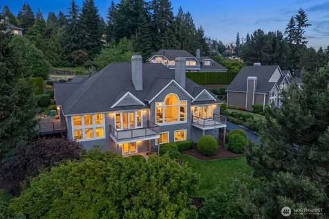 1642 204th Avenue NE Sammamish WA 98074