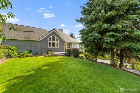 1642 204th Avenue NE Sammamish WA 98074