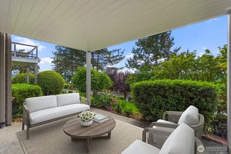 1642 204th Avenue NE Sammamish WA 98074