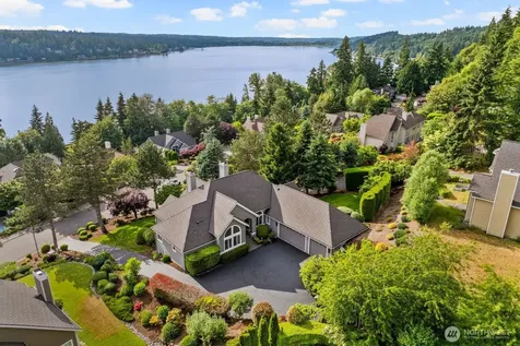 1642 204th Avenue NE Sammamish WA 98074