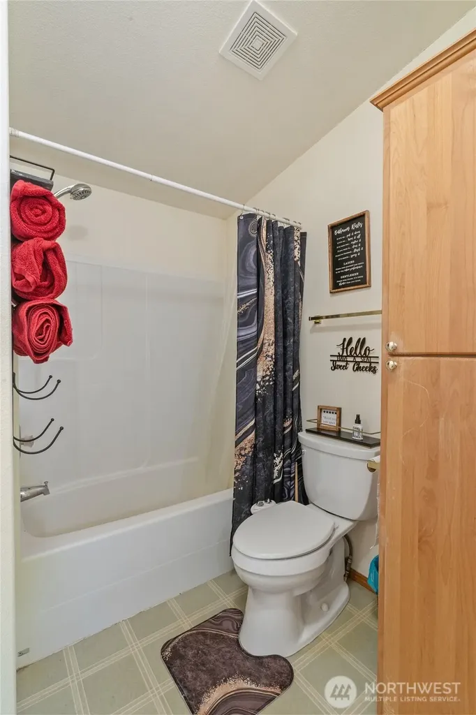 1900 Harding Road Aberdeen WA 98520