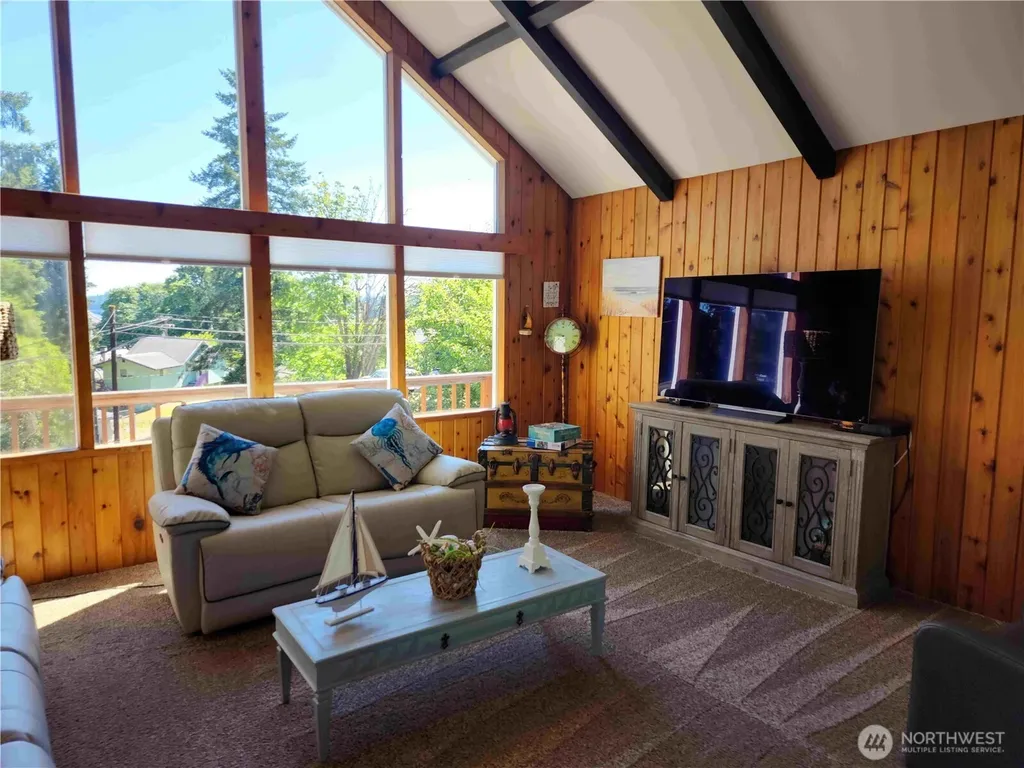 119 Pioneer Way Shelton WA 98584