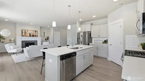 12303 SE 271st Place Kent WA 98030
