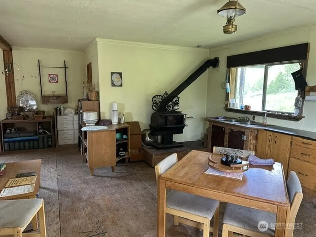 117 Two Horse Road Wauconda WA 98859
