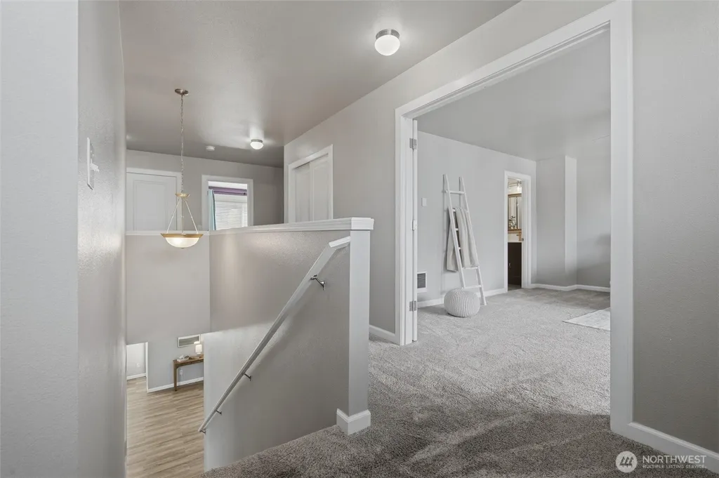 3231 NE Louann Court Bremerton WA 98311