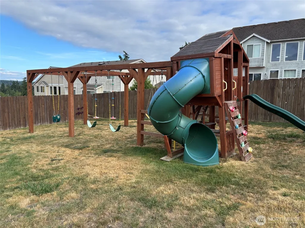 3231 NE Louann Court Bremerton WA 98311