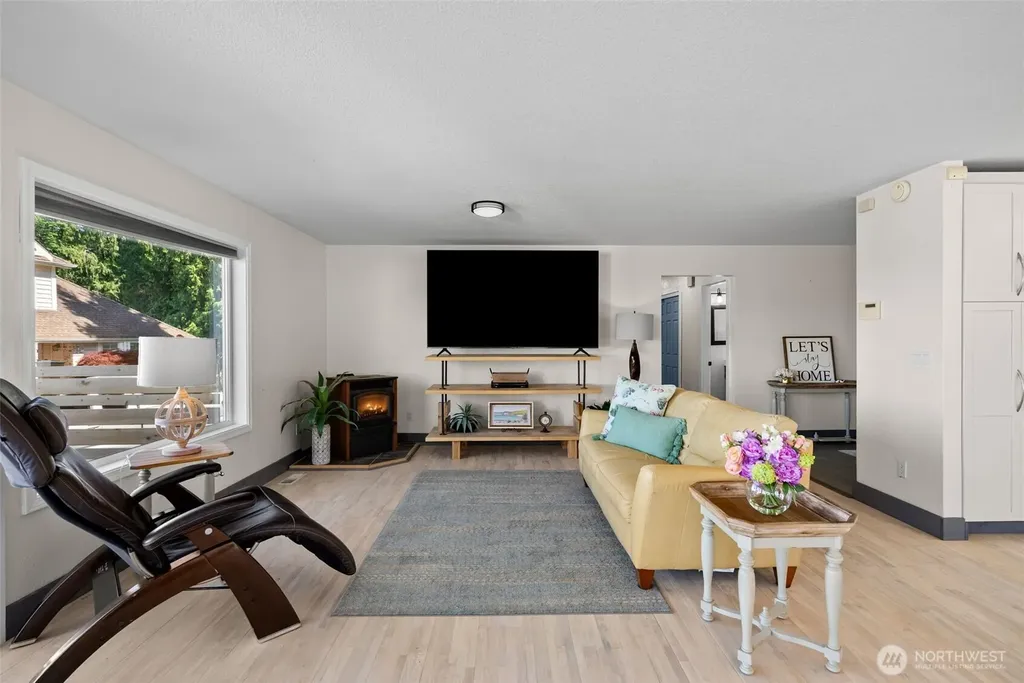 7598 E Alki View Court Port Orchard WA 98366