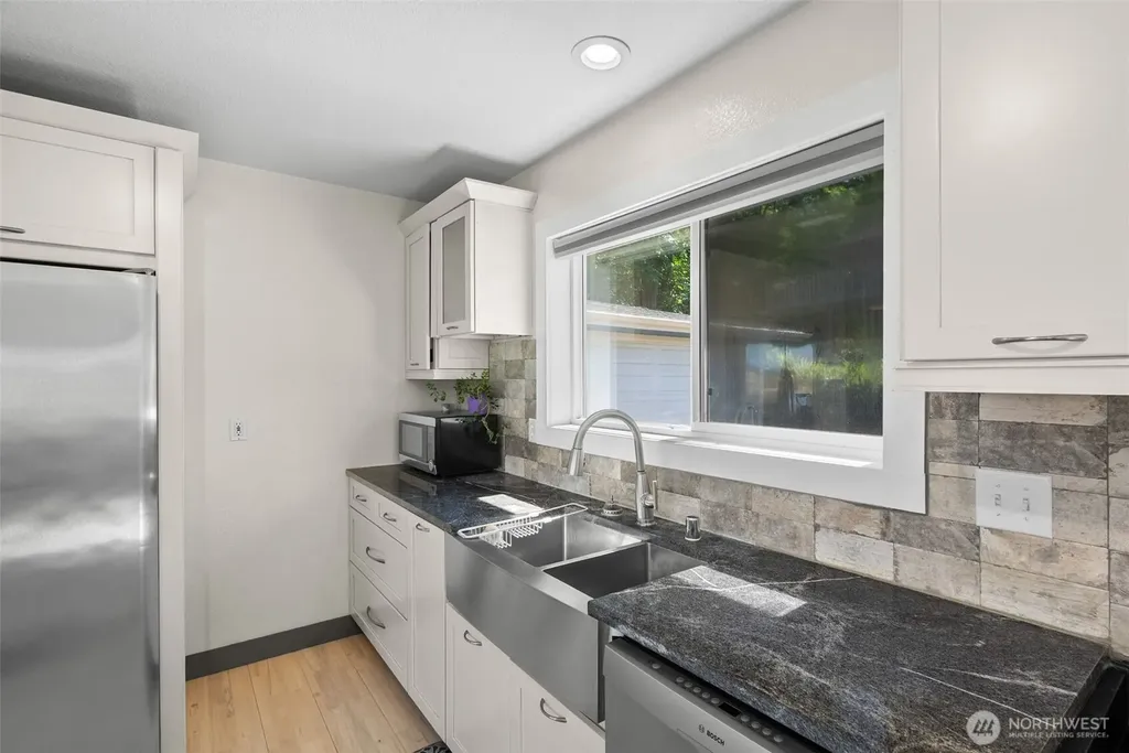 7598 E Alki View Court Port Orchard WA 98366
