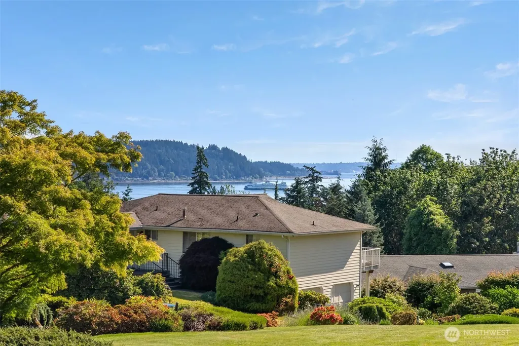 7598 E Alki View Court Port Orchard WA 98366