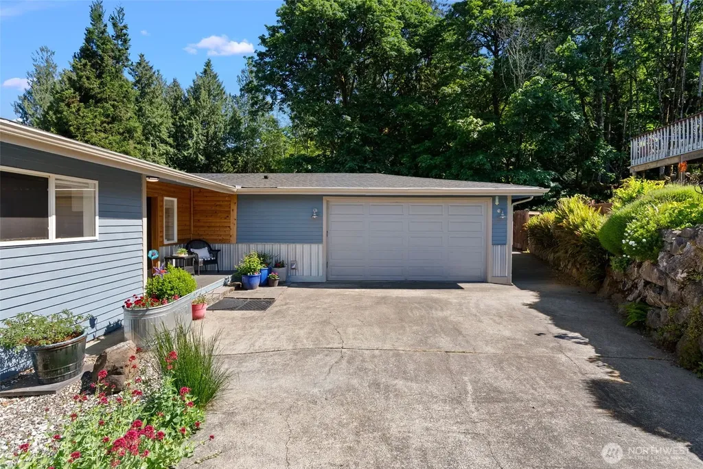 7598 E Alki View Court Port Orchard WA 98366