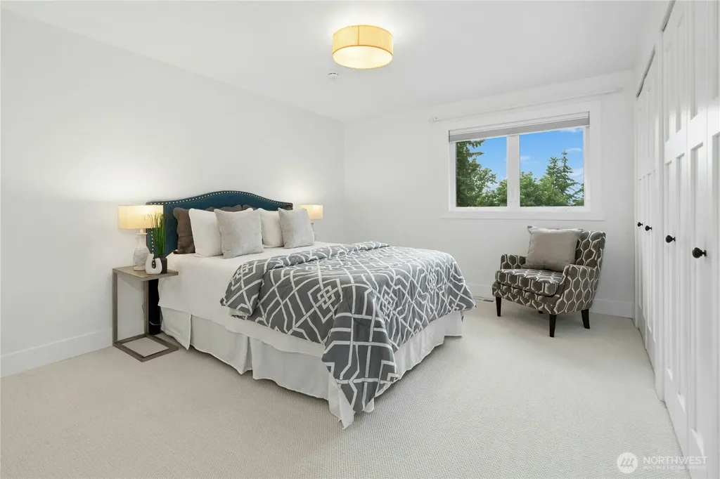 1310 121st Avenue SE Bellevue WA 98005