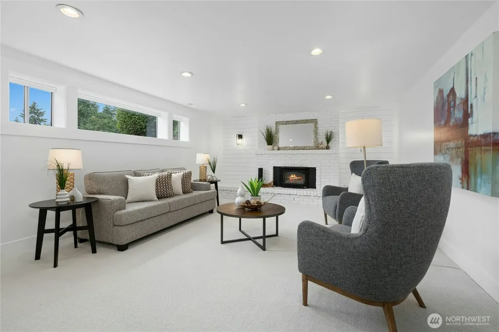 1310 121st Avenue SE Bellevue WA 98005
