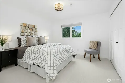 1310 121st Avenue SE Bellevue WA 98005