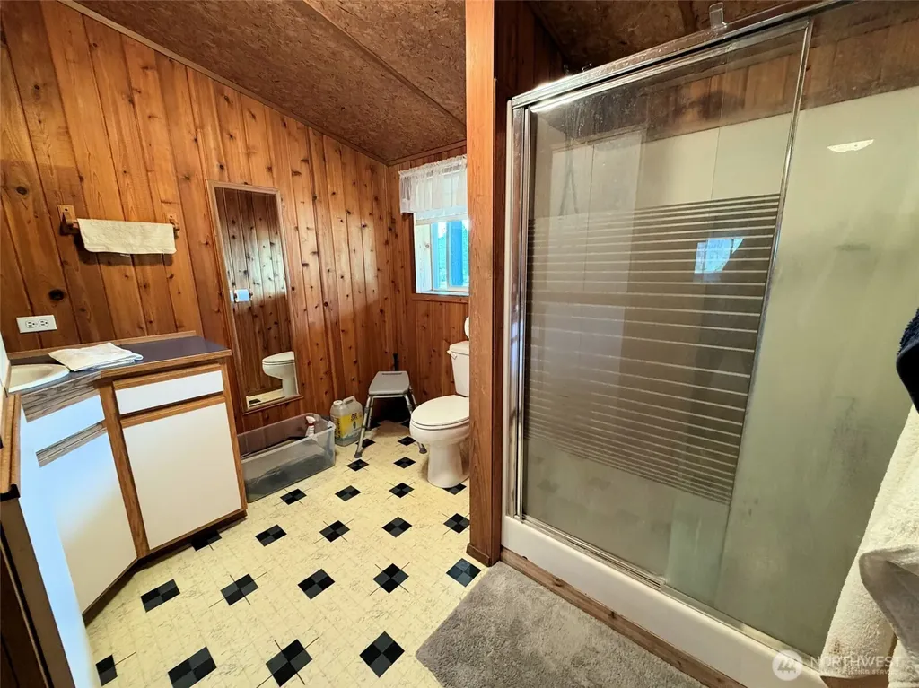 41238 Sterling Valley Road N Lincoln WA 99147