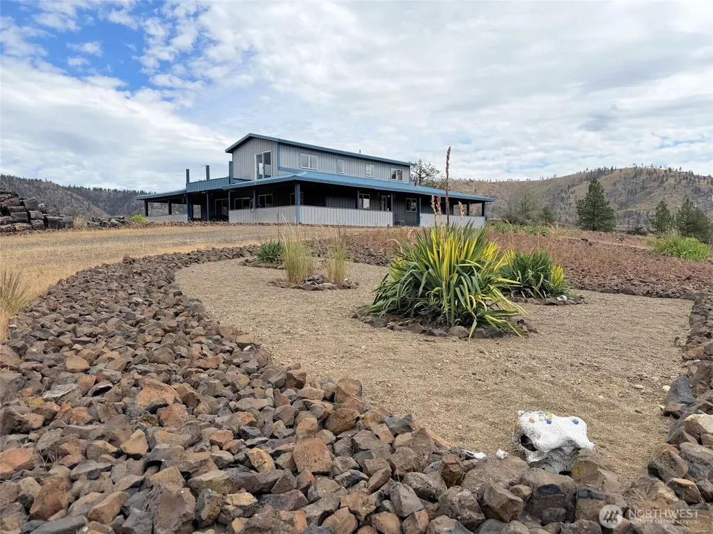 41238 Sterling Valley Road N Lincoln WA 99147