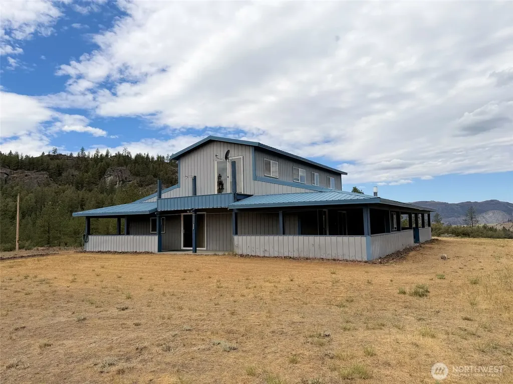 41238 Sterling Valley Road N Lincoln WA 99147
