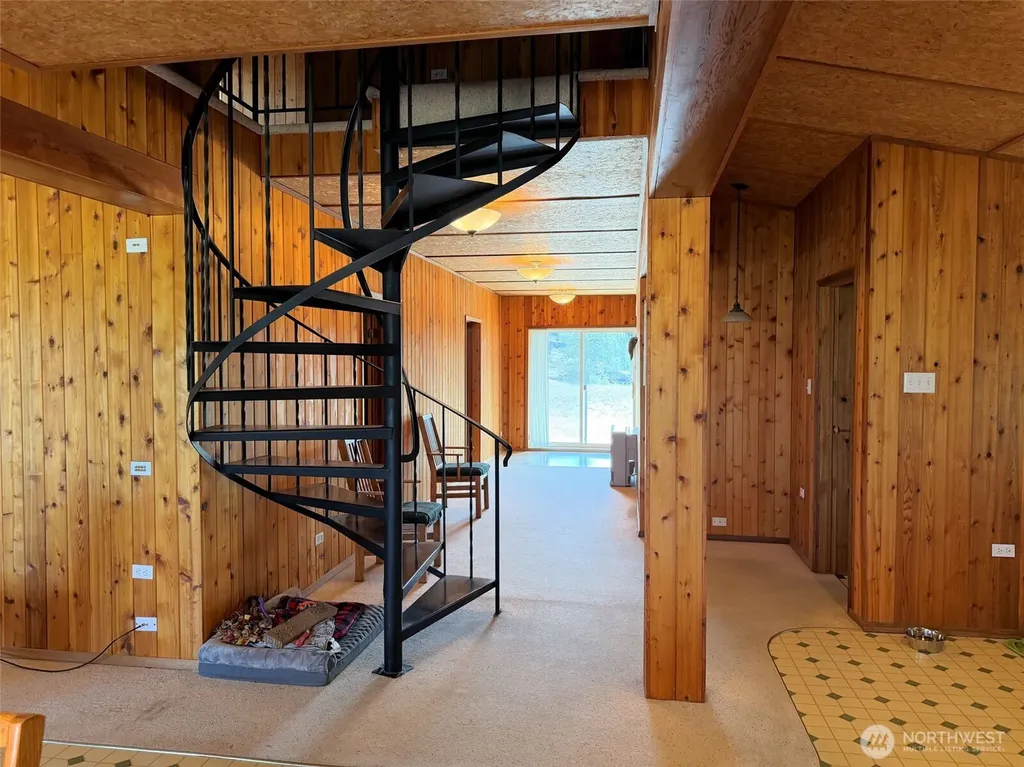 41238 Sterling Valley Road N Lincoln WA 99147