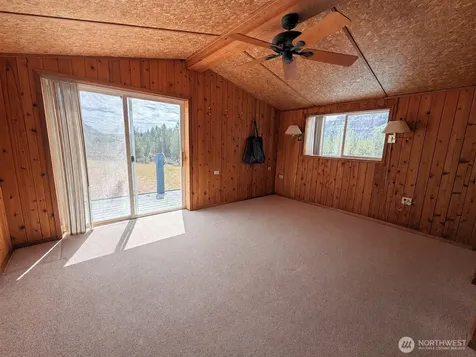 41238 Sterling Valley Road N Lincoln WA 99147