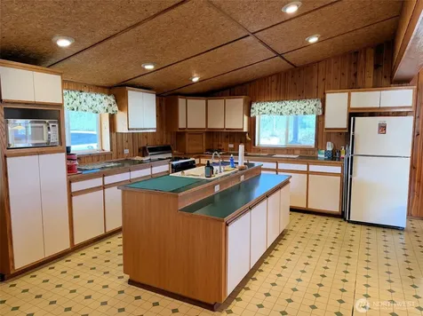41238 Sterling Valley Road N Lincoln WA 99147