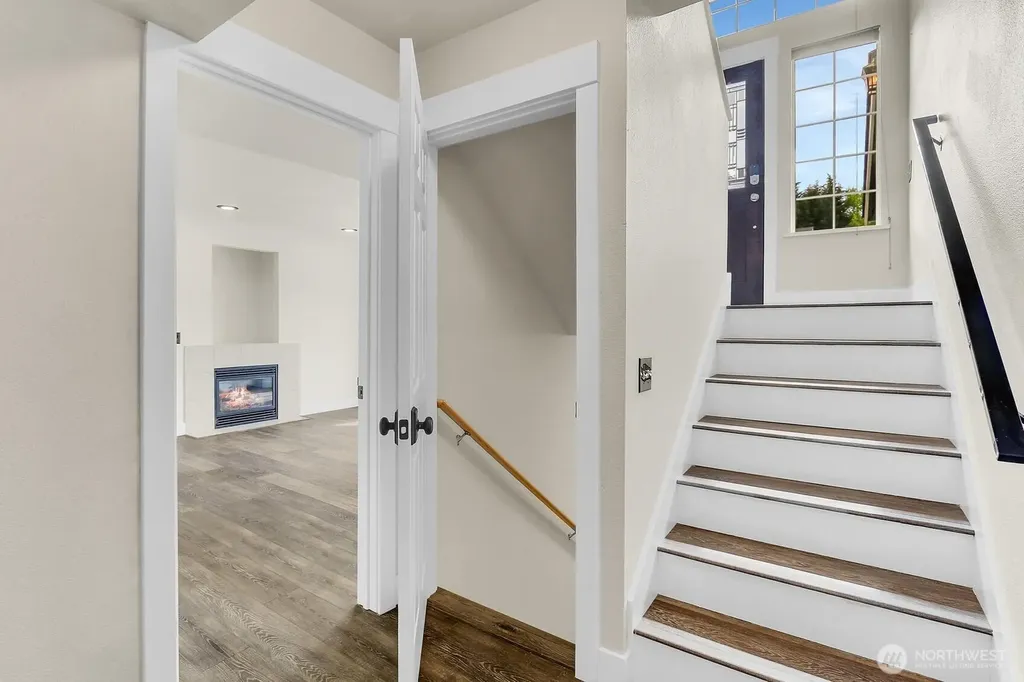 3323 Lake Drive Lake Stevens WA 98258